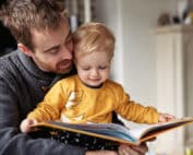 Lesen lernen - und Empathie gleich mit - Foto iStock © LumiNola